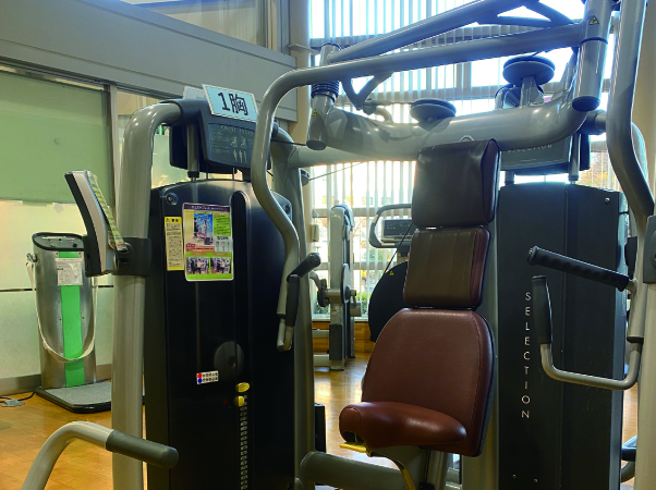 チェストプレス（胸・腕）